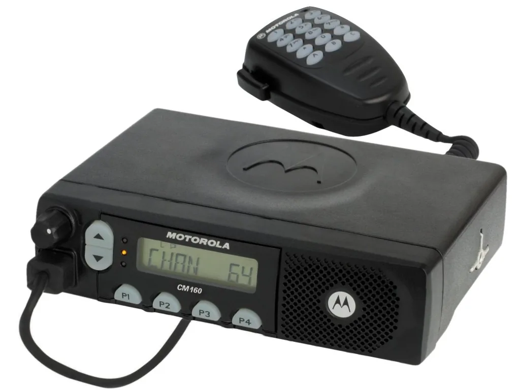 Рация Motorola CM160 146-174 МГц 45 Вт