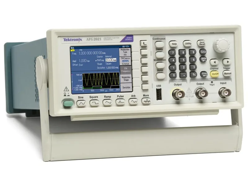 Генератор Tektronix AFG2021